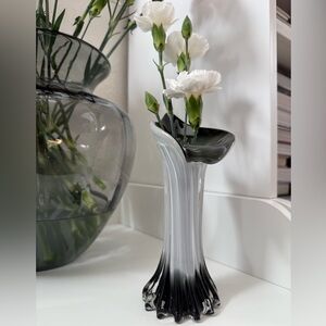 Elegant Black and White Calla Lilly Glass Vase